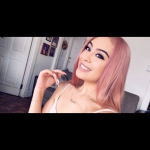 Meet your Posher, Sandi